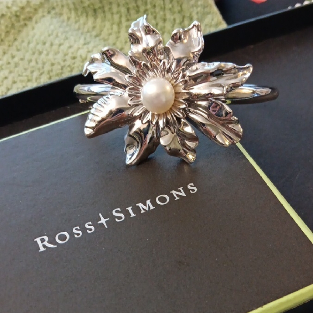 Ross Simons 925 Silver Bangle Bracelet With Pearl